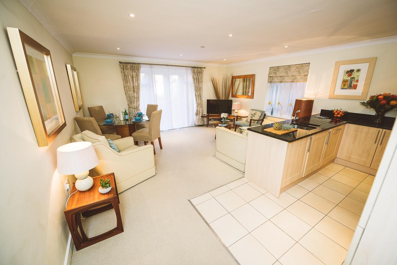 Charming Two Bedroom Apartment With Free Private Parking Летергед Екстер'єр фото