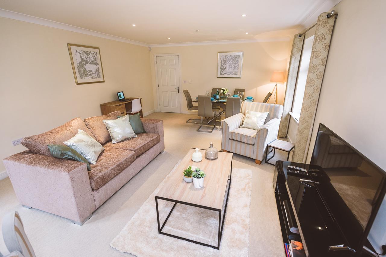 Charming Two Bedroom Apartment With Free Private Parking Летергед Екстер'єр фото