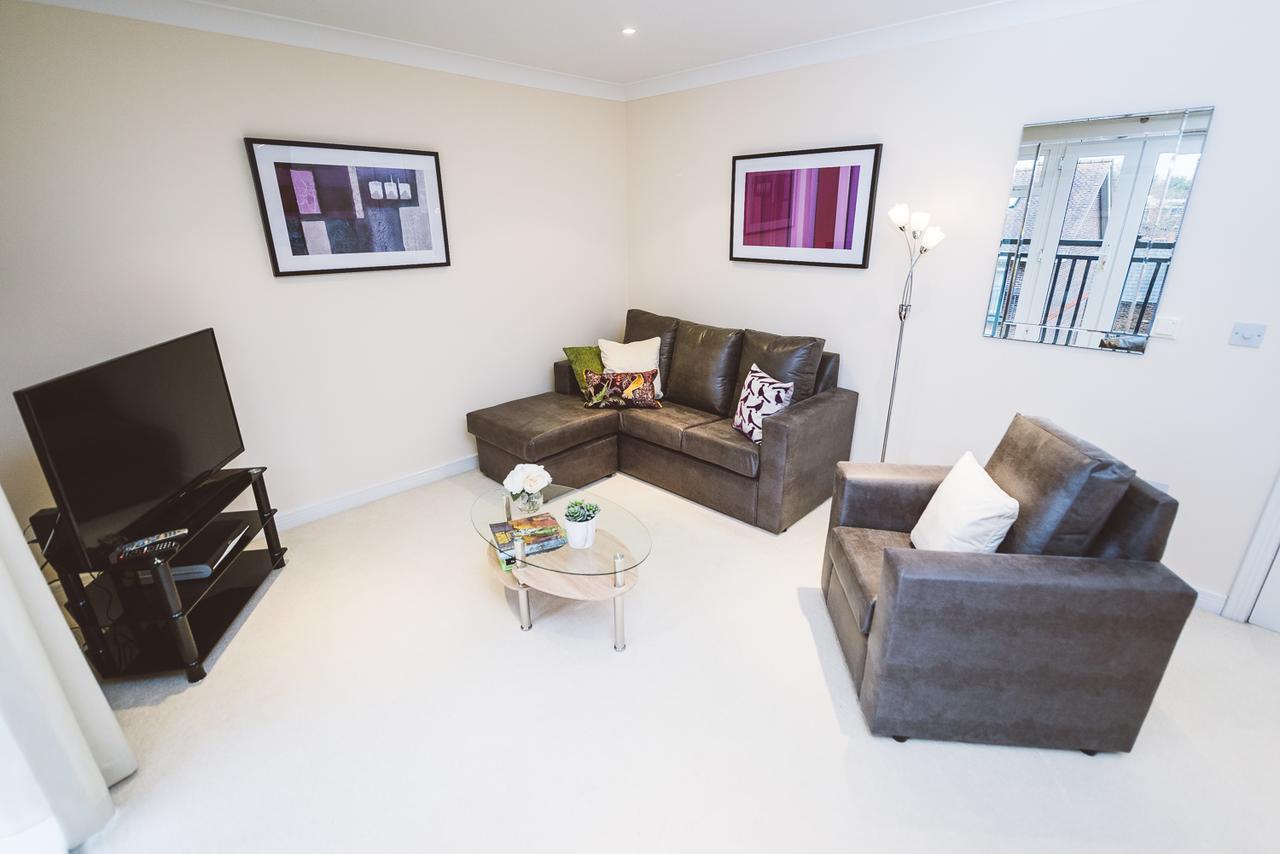 Charming Two Bedroom Apartment With Free Private Parking Летергед Екстер'єр фото