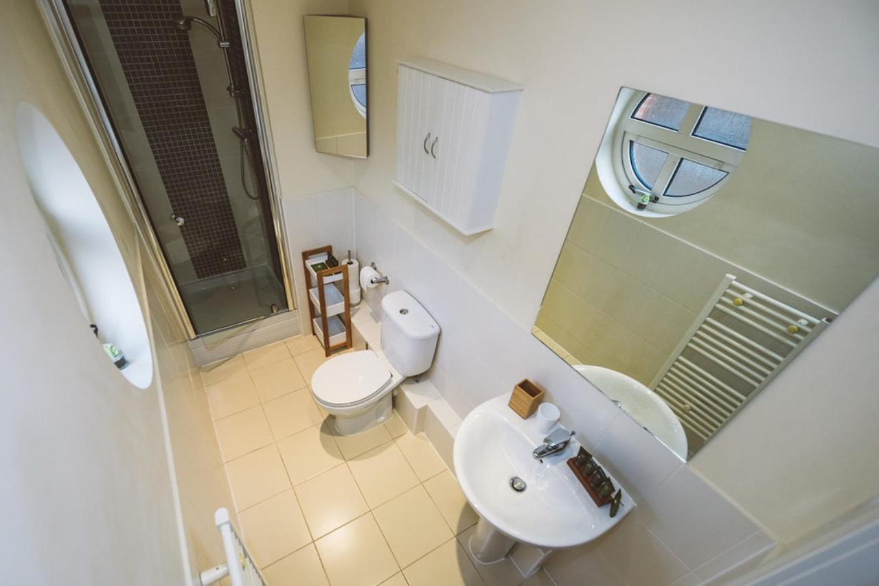 Charming Two Bedroom Apartment With Free Private Parking Летергед Екстер'єр фото